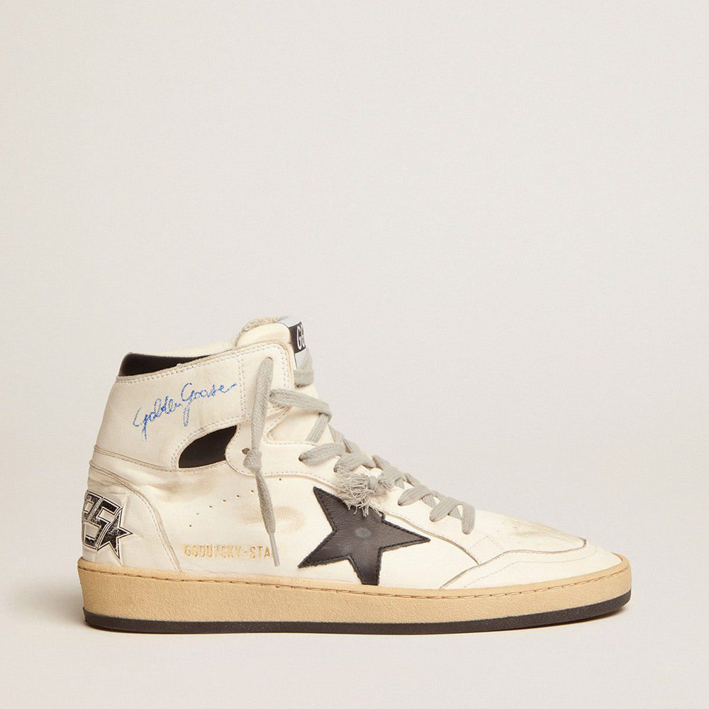 Golden Goose Sky-Star Sneakers In White Leather With Black Leather Star