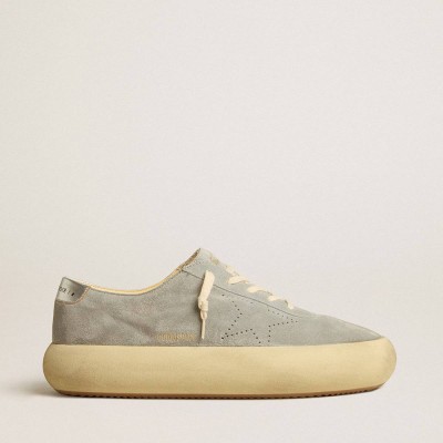 Golden Goose Space-Star Sneakers Shoes In Ice-gray Suede With Perforated Star