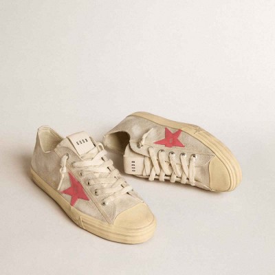 Golden Goose V-Star Sneakers In Light Gray Canvas With A Red Leather Star